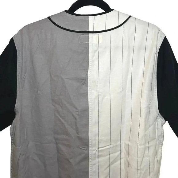 NWOT Hollister Men’s Button Down Baseball Jersey Shirt Gray White Black Size M - Picture 6 of 7